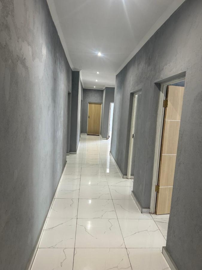 Adams Lodges Ltd Mangochi Esterno foto